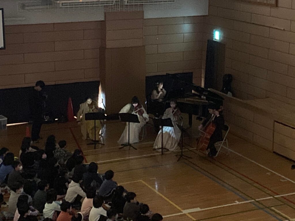 おすすめ絵本読み聞かせイベント『ライブ絵本ルーミーパーク』by 絵本作家 祐彩(ゆうせい)