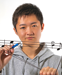 作曲家 根岸宏輔