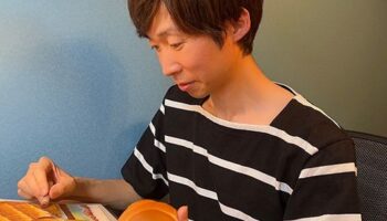 絵本読み聞かせ,絵本人気,読み聞かせ絵本,絵本おすすめ,絵本作家,絵本作家になるには,コロネのおしりはどっち