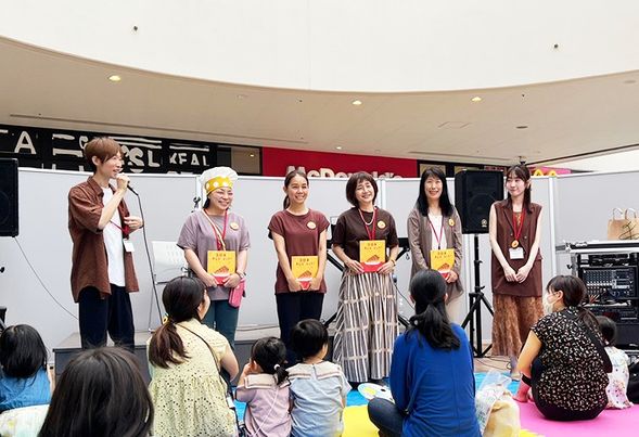 人気絵本、おすすめ絵本作家が絵本コロネのおしりはどっちの読み聞かせイベントを開催